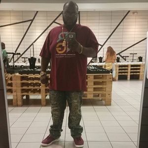 Meet your Posher, Charles